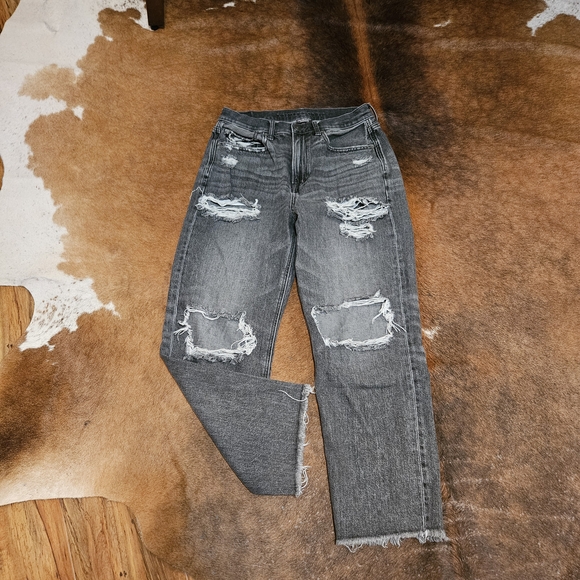 AE Highest Rise 90s Boyfriend Distressed Jeans 8 Short/Petite Black Gray - Picture 1 of 4